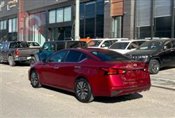 نيسان ألتيما